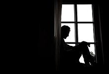 In vielen L&auml;ndern werden Betroffene von psychischen Krankheiten immer noch schr&auml;g angesehen. - Sina Schuldt/dpa