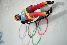 Natalie Geisenberger auf ihrem Rennrodel - Michael Kappeler/dpa