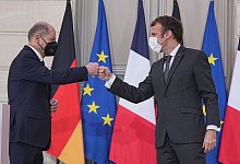 Scholz und Macron - Foto: Michael Kappeler/dpa