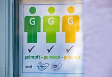 Corona - Foto: Bernd W&uuml;stneck/dpa