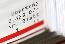 Kontoauszug - Foto: Mascha Brichta/dpa-tmn