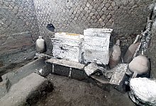 Sklavenzimmer in Pompeji freigelegt - -/Parco Archeologico di Pompei/dpa