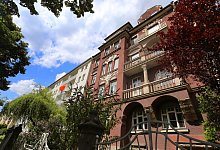 Altbau - Foto: Karl-Josef Hildenbrand