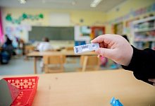 Testen in Grundschulen - Christoph Soeder/dpa