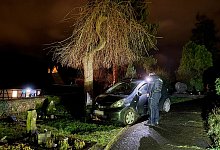 Verfolgungsjagd mit Polizei endet auf Friedhof - Kreispolizei Euskirchen/dpa