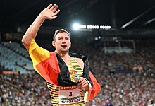 Zehnkampf-Europameister Niklas Kaul lässt sich in München feiern. - Sven Hoppe/dpa