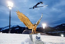 Der goldene Adler f&uuml;r den Sieger der Vierschanzentournee - Daniel Karmann/dpa