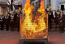 lummelverbrennung - Sandra Castrup