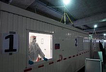 Corona-Testzentrum - Foto: Julian Stratenschulte/dpa