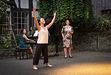 Konzert im Caf&eacute; Cup - Laurenz Tegethoff