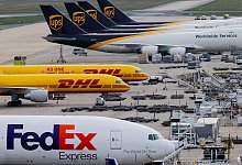 Frachtflugzeuge - Rolf Vennenbernd/dpa