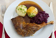 Festessen Weihnachtsgans - Foto: Patrick Pleul/dpa-Zentralbild/dpa