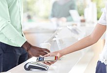 Apple Pay - Foto: Apple Inc./dpa-tmn