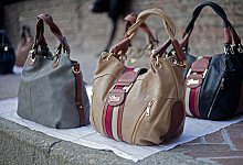 Gef&auml;lschte Waren - Foto: picture alliance / dpa