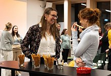 Exist Women - 1 - TH OWL