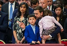 US-Vizepr&auml;sident Vance mit Familie im Petersdom - Alessandra Tarantino/AP/dpa