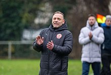 Weltmeister H&auml;&szlig;ler trainiert den FC Spandau 06 in Berlin - Matthias Koch/dpa