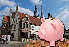 Rat Lemgo - Archivfoto: Alte Hansestadt Lemgo; Montage: Meike Groppe