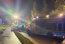 Unfall B66 Dörentrup - 1 - Feuerwehr Dörentrup