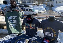 Buttigieg-Shirts - Foto: Can Merey/dpa