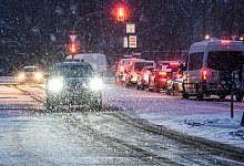 Schnee und Eis in Deutschland und Teilen Europas - Jens Kalaene/dpa