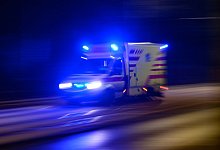 Rettungswagen im Einsatz - Robert Michael/dpa