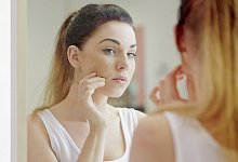 Was tun gegen Pickel? - Foto: Monique W&uuml;stenhagen/Symbolbild