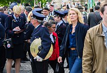 „Tatort“-Dreh beim Schützenausmarsch Hannover 2025 - Julian Stratenschulte/dpa