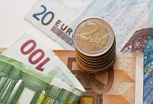 Eurom&uuml;nzen und -scheine - Foto: dpa