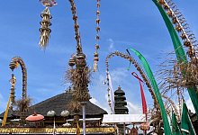 Tempelzermonie auf Bali - Carola Frentzen/dpa