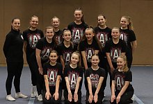 cheerleading - Sebastian Lucas