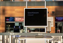 Warnstreik BER: Rechte Reisende - Paul Zinken/dpa/dpa-tmn