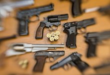 Waffen in Asservatenkammer - Friso Gentsch/dpa