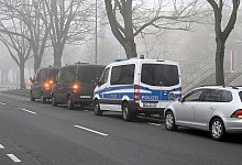 Razzia gegen Fußballfans - Philip Dulian/dpa