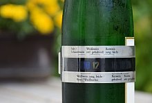 Weinthermometer - DWI/deutscheweine.de/dpa-tmn