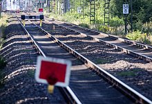 Ersatzverkehr bei Streckensanierung der Bahn - Jens Büttner/dpa