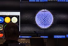 Starlink-Satelliten des US-Raumfahrtunternehmens SpaceX - Christoph Reichwein/dpa