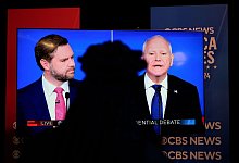 Wahlkampf in den USA - Debatte Vance Walz - Julia Demaree Nikhinson/AP/dpa