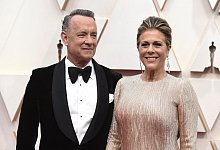 Tom Hanks und Ehefrau - Foto: Jordan Strauss/Invision/AP/dpa