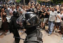 Proteste gegen Regierung in Serbien - Darko Vojinovic/AP/dpa