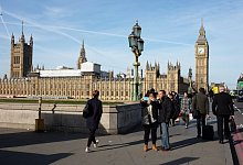 Westminster Bridge und Big Ben - Foto: Jens Kalaene