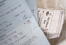 Kassenbons - Foto: Zacharie Scheurer/dpa-tmn