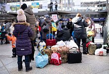 Fl&uuml;chtlinge aus der Ukraine am Hauptbahnhof in M&uuml;nchen. Der Deutsche Lehrerverband rechnet mit der Ankunft von bis zu 250.000 schulpflichtigen ukrainischen Kindern. - Sven Hoppe/dpa