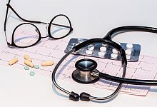 Wer einen unregelmäßigen oder zu schnellen Herzschlag spürt, sollte das durch einen Arzt abklären lassen. - Pixabay