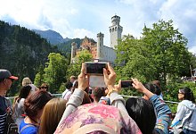 Touristenhochburg Neuschwanstein - picture alliance / dpa