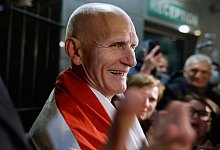 Belarus l&auml;sst 123 politische Gefangene frei - Mindaugas Kulbis/AP/dpa