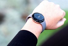 Anprobe sinnvoll - Bernd Diekjobst/dpa-tmn