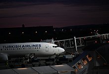 Flughafen Hannover - Ankunft von Afghanen mit Aufnahmezusage - Dpa/dpa