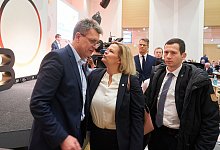 Josef Weikert (l) und Nancy Faeser (M) - Thomas Frey/dpa