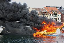 Nach der Explosion - FOTO: DPA